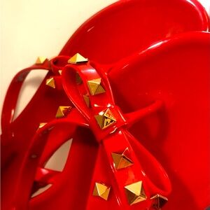 BRAND NEW NEVER WORN STUDDED SANDALS SIZE 8 RED